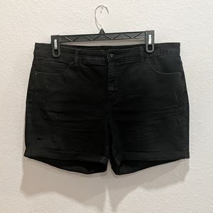 Stretchy black JLo shorts.
